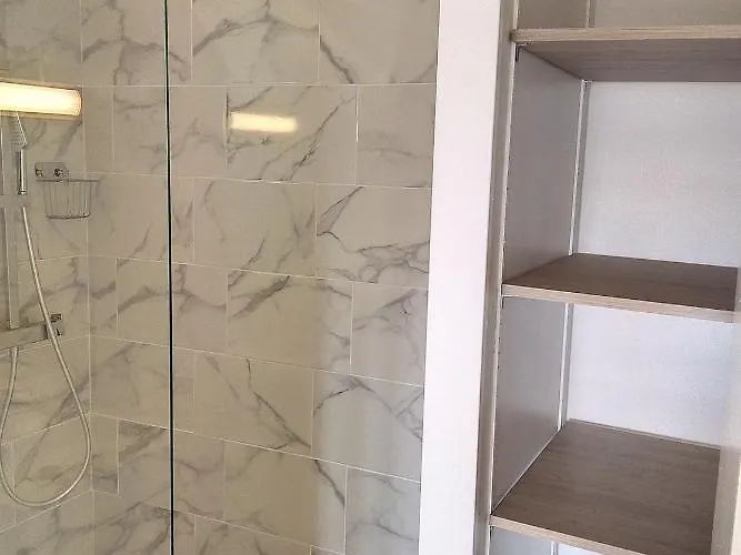 Résidence Graziella 422 * Juan-les-Pins